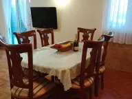 Izdavanje, kuća, 250m², Herceg Novi, Crna Gora - image 11