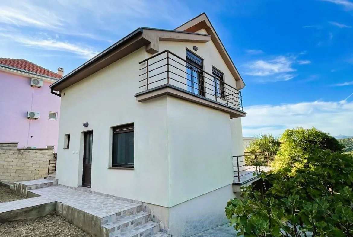 Prodaja, kuća, 145m², Utjeha, Bar