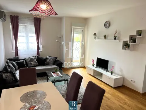 Sale, two bedroom apartment, 64m², City Kvart, Podgorica - image 4