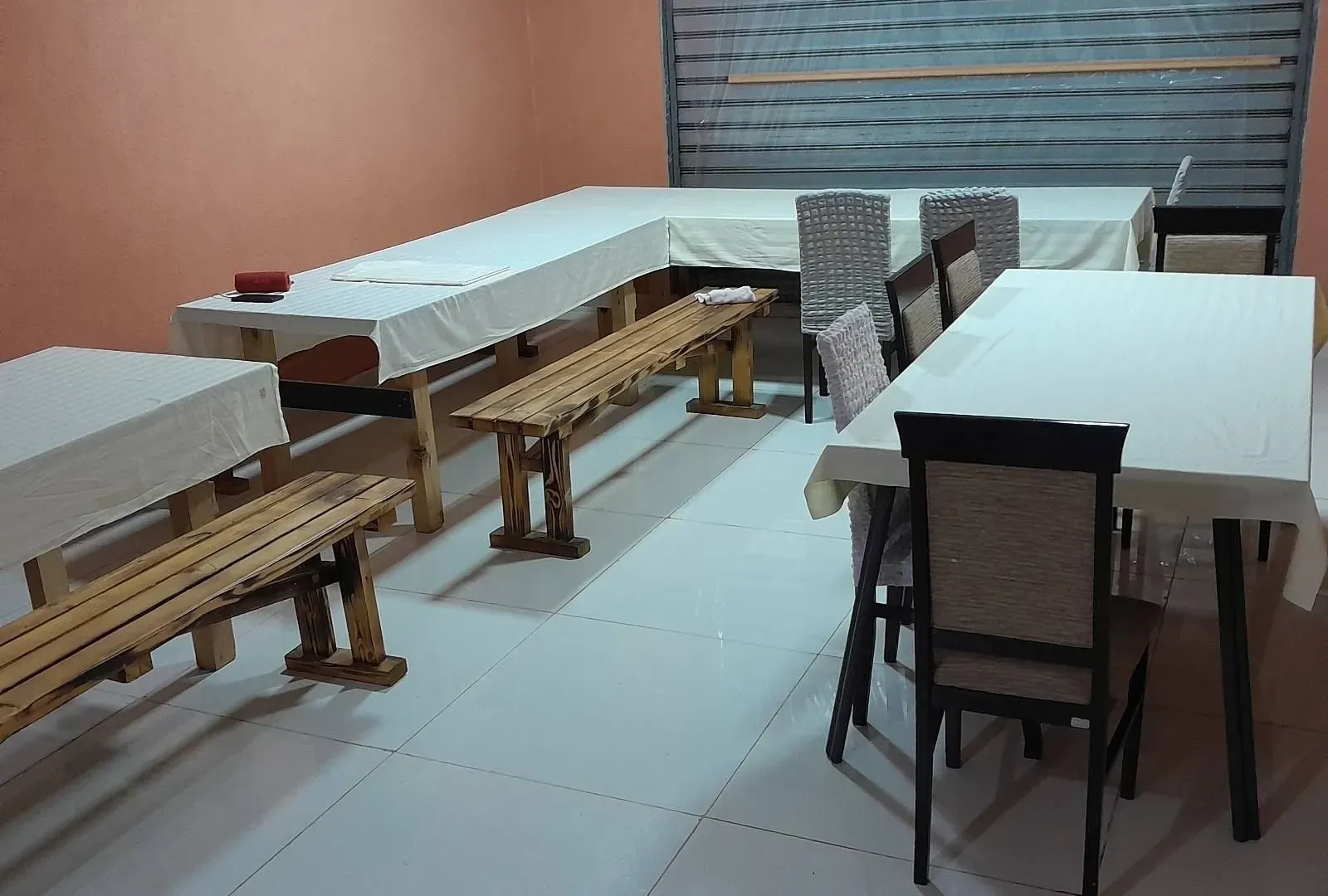 Izdavanje, stan, 300m², Podgorica, Crna Gora