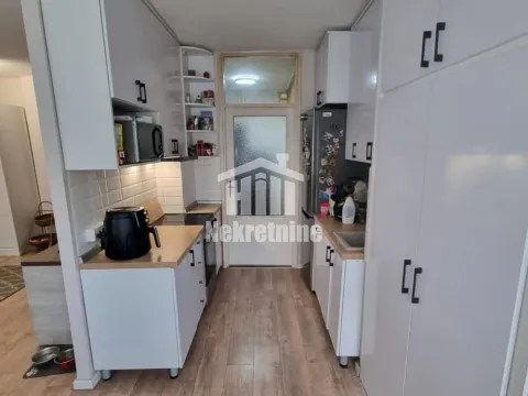Sale, two bedroom apartment, 66m², Novi Beograd Blok 37, Novi Beograd Sve Podlokacije - image 7