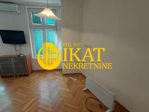 Izdavanje, jednosoban stan, 25m², Stari Grad, Beograd - image 3