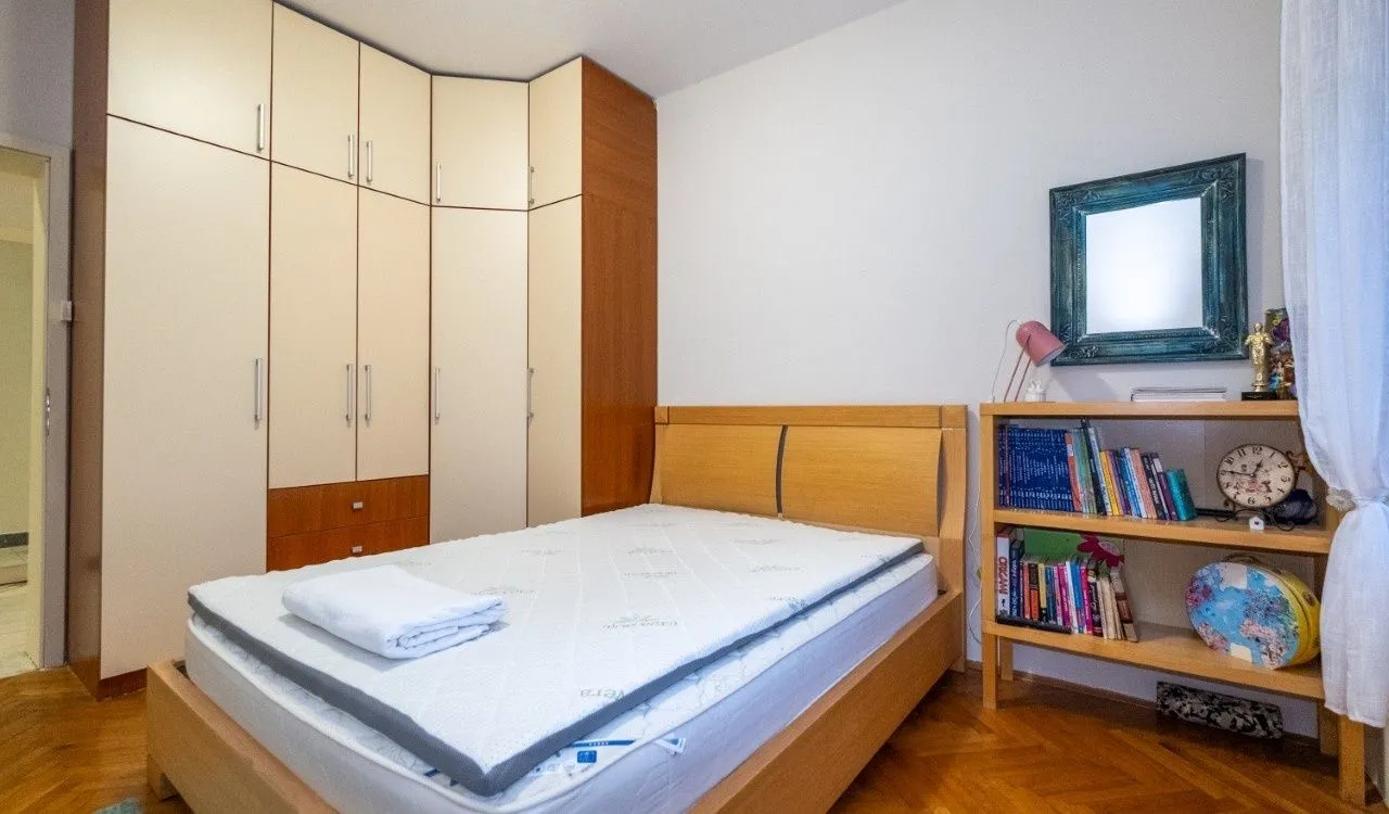 Izdavanje, trosoban stan, 145m², Momišići, Podgorica