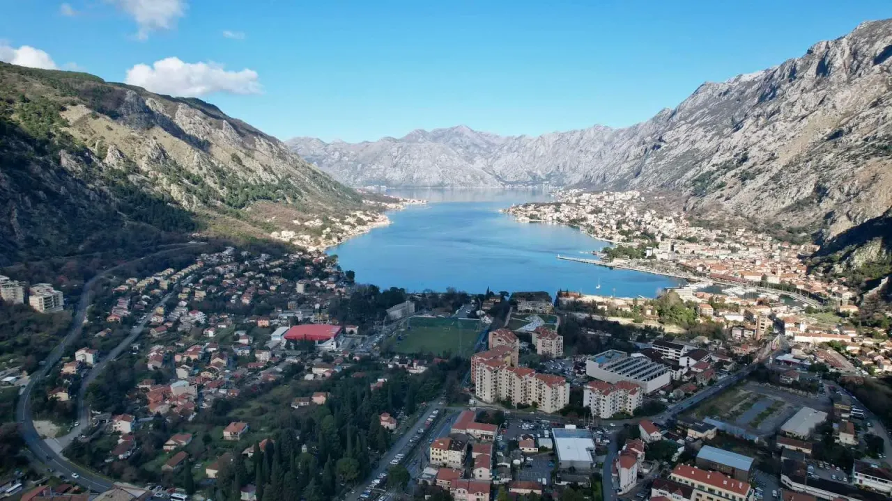 Prodaja, plac, 12000m², Škaljari, Kotor