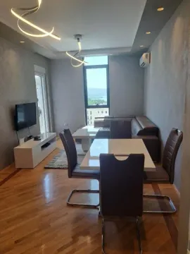 Rent, studio apartment, 51m², Centar, Tivat - image 7