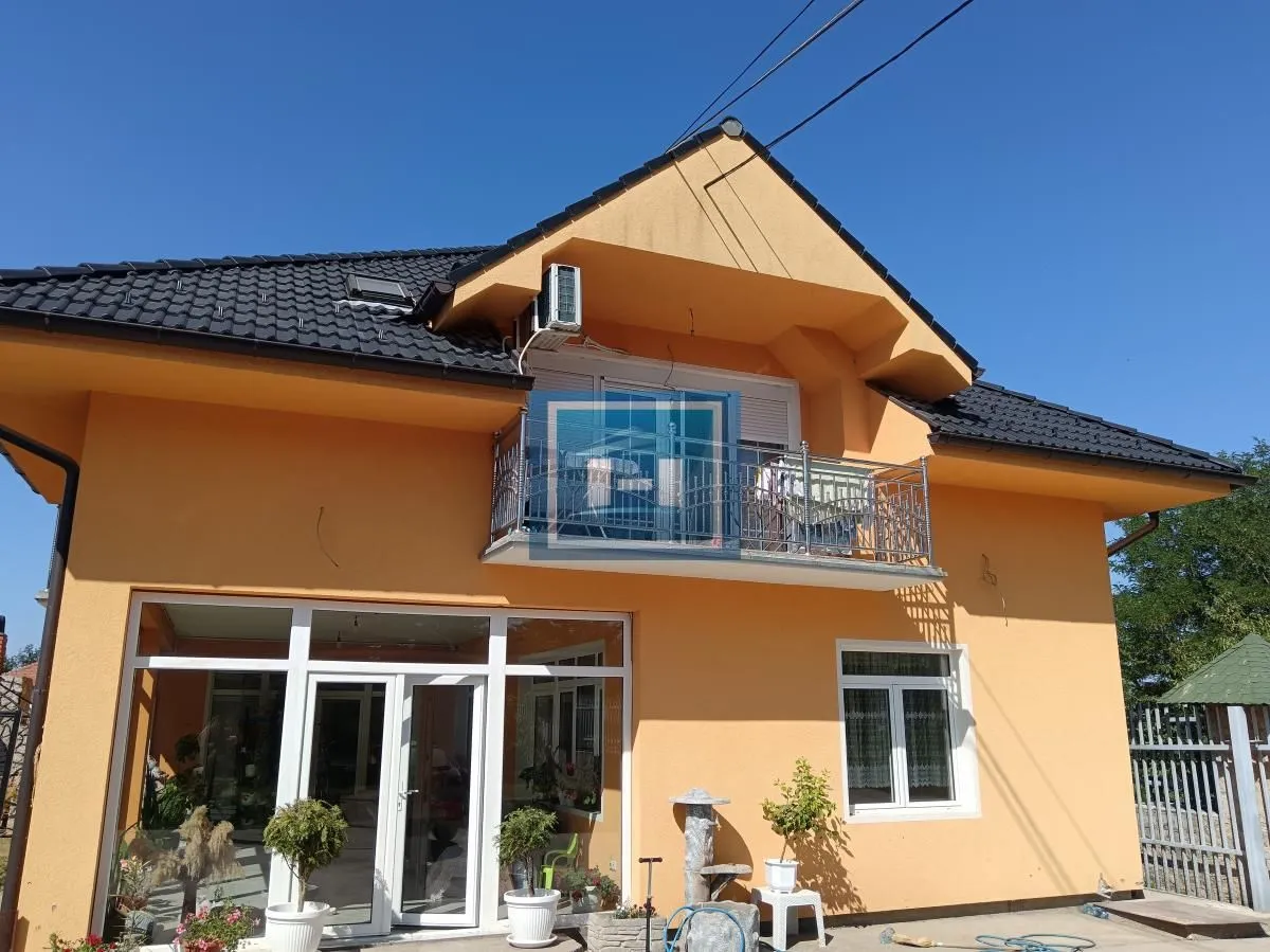 Prodaja, kuća, 684m², Veliki Popović, Despotovac