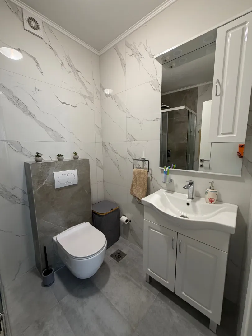 Rent, one bedroom apartment, 41m², Petrovac, Budva