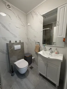 Rent, one bedroom apartment, 41m², Petrovac, Budva - image 4