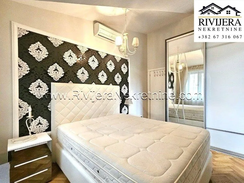 Prodaja, trosoban stan, 95m², Dobrota, Kotor