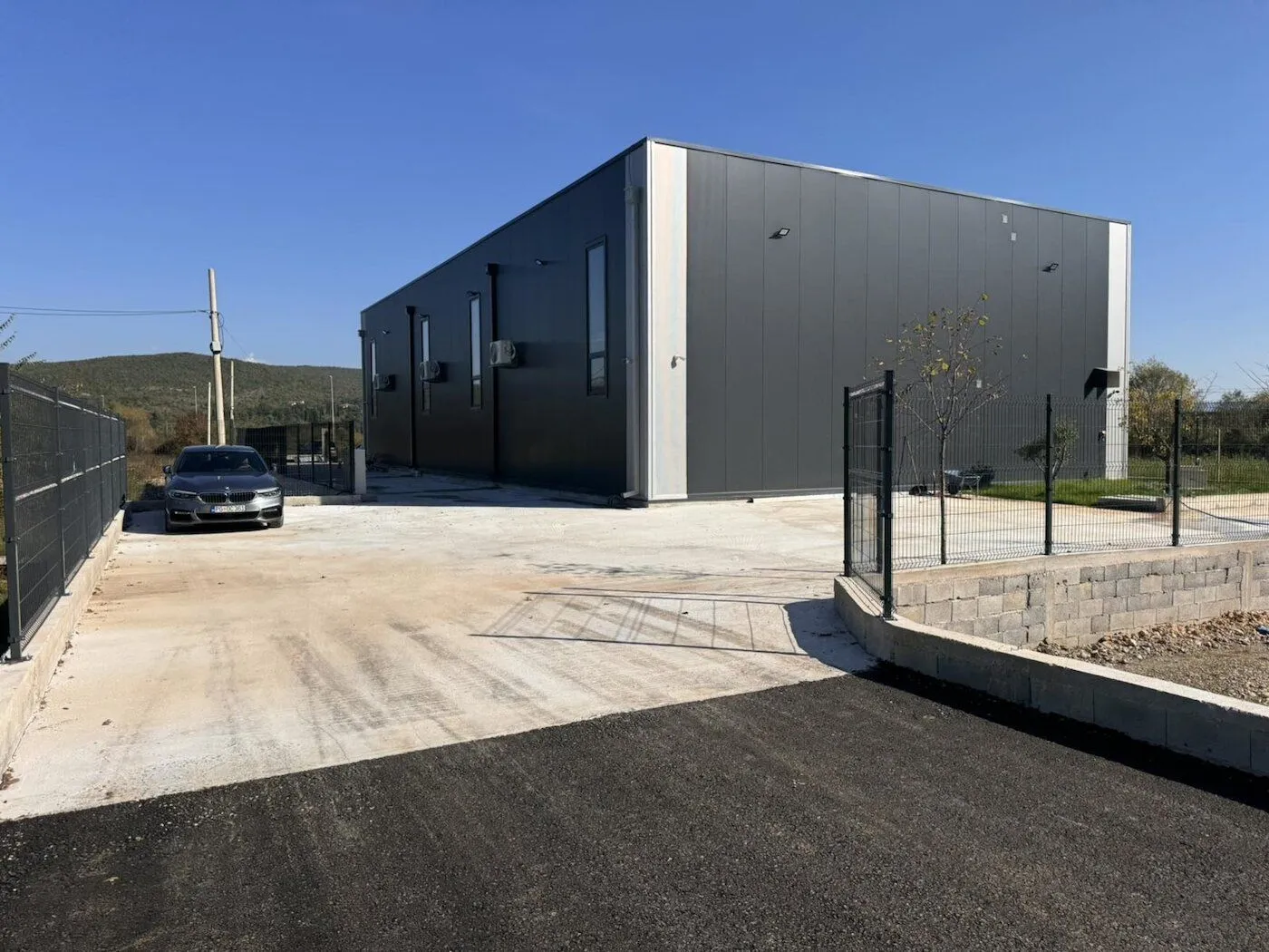 Rent, office space, 130m², Mareza, Podgorica
