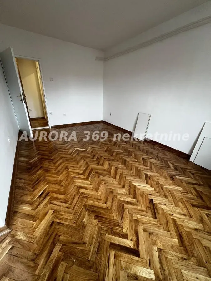 Prodaja, jednosoban stan, 22m², Banatić, Novi Sad Sve Podlokacije