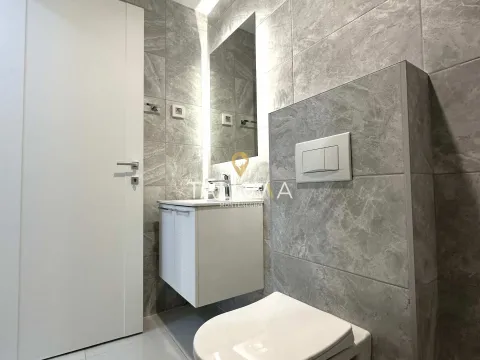 Izdavanje, jednosoban stan, 46m², Stari Aerodrom, Podgorica - image 2