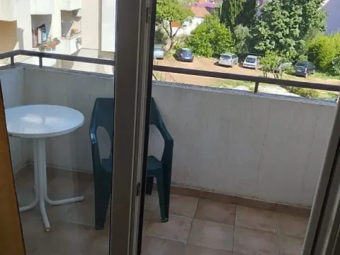 Rent, one bedroom apartment, 40m², Maine, Budva - image 7