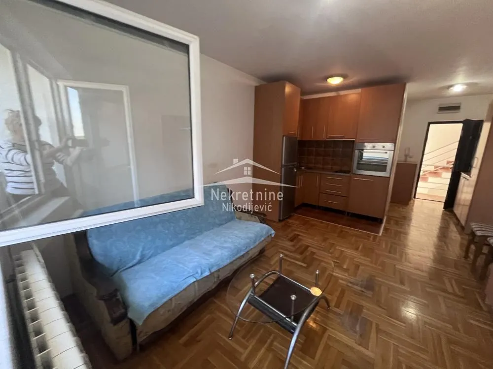 Prodaja, stan, 28m², Petlovo Brdo, Beograd
