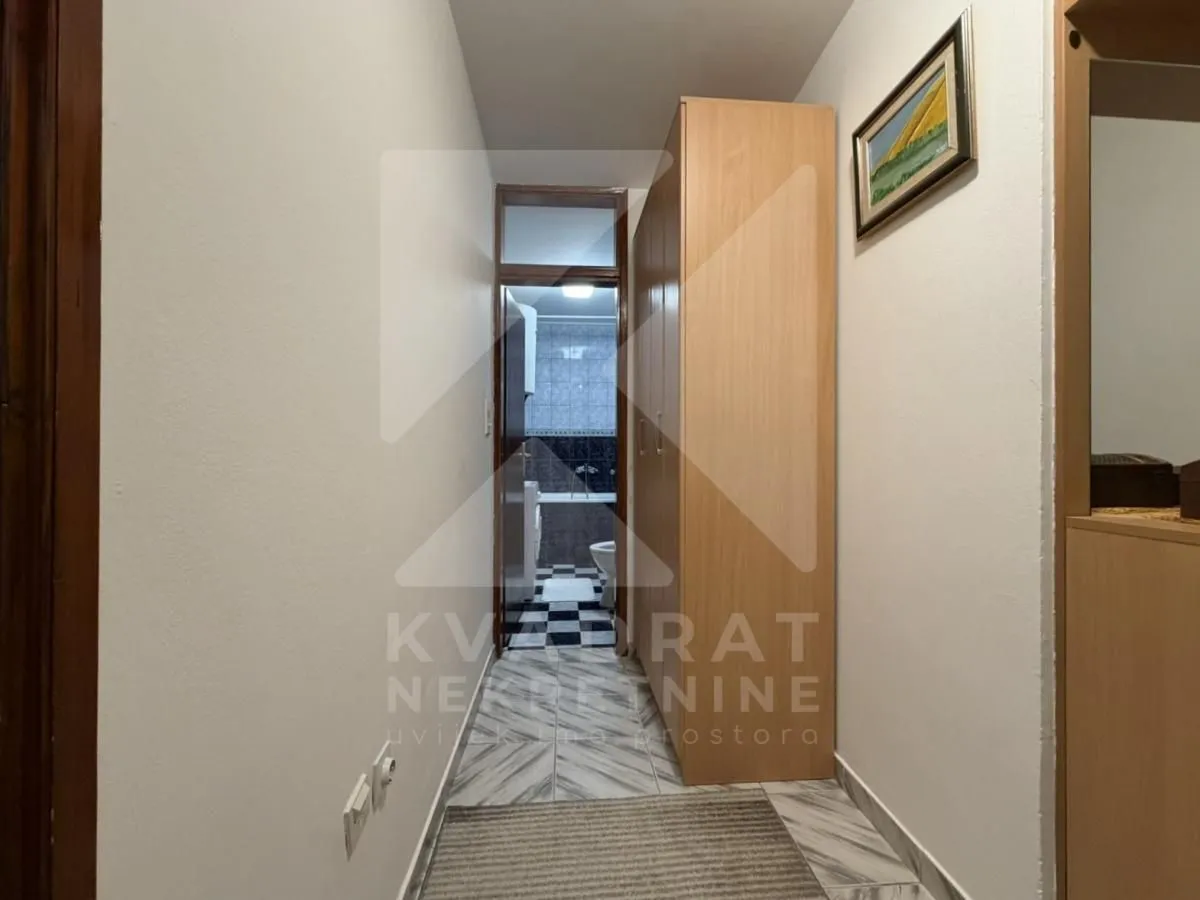Prodaja, jednosoban stan, 49m², Stari Aerodrom, Podgorica
