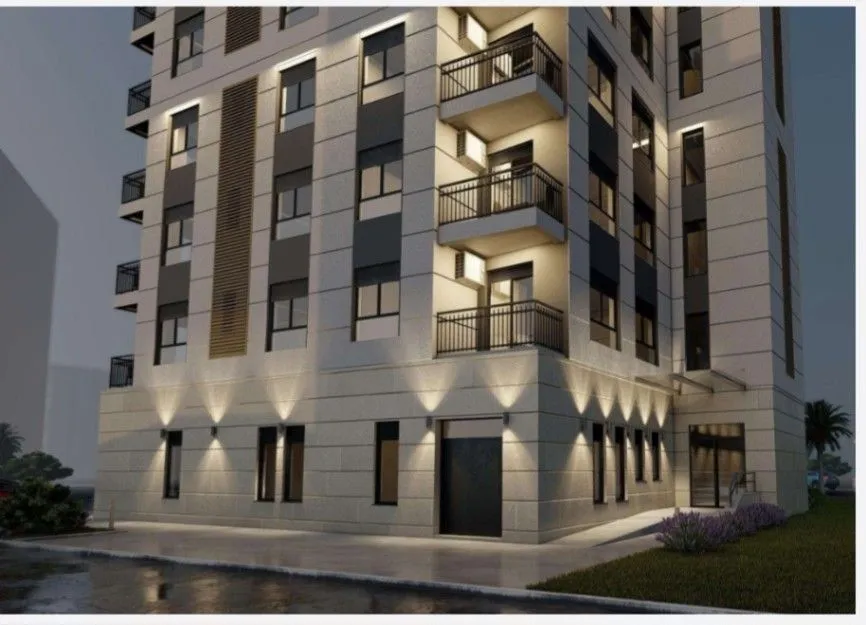 Prodaja, jednosoban stan, 40m², Centar, Bar