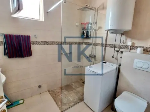 Izdavanje, kuća, 120m², Tološi, Podgorica - image 11