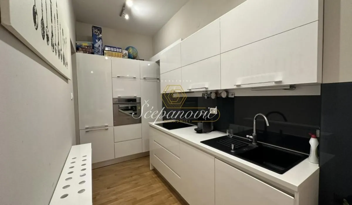 Prodaja, trosoban stan, 102m², Liman 3, Novi Sad Sve Podlokacije