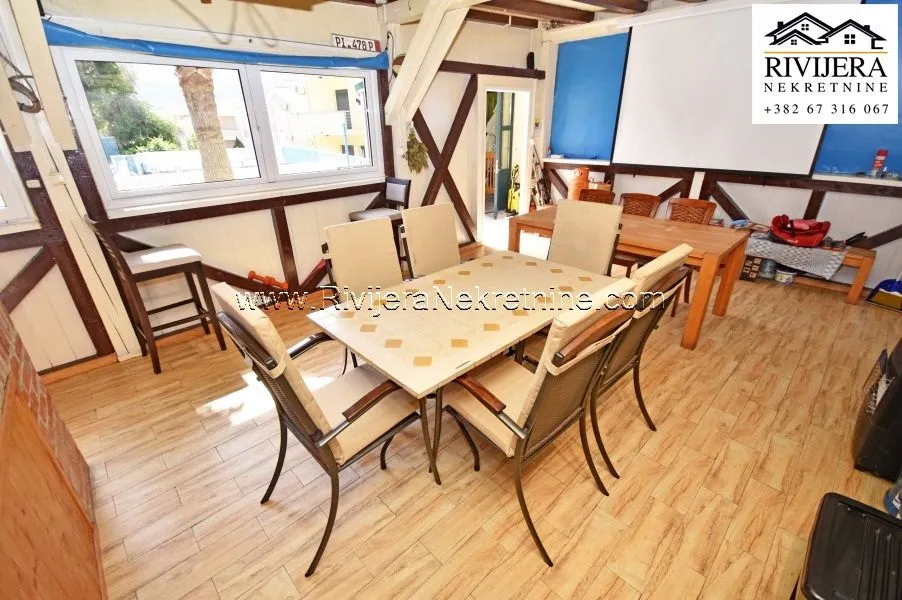 Prodaja, trosoban stan, 114m², Đenovići, Herceg Novi