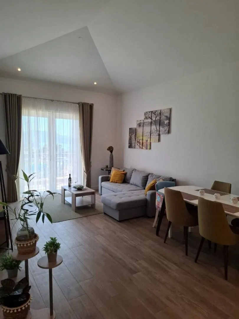 Rent, one bedroom apartment, 54m², Luštica Bay, Tivat