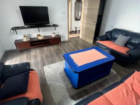 Izdavanje, dvosoban stan, 70m², Bjeliši, Bar - image 10