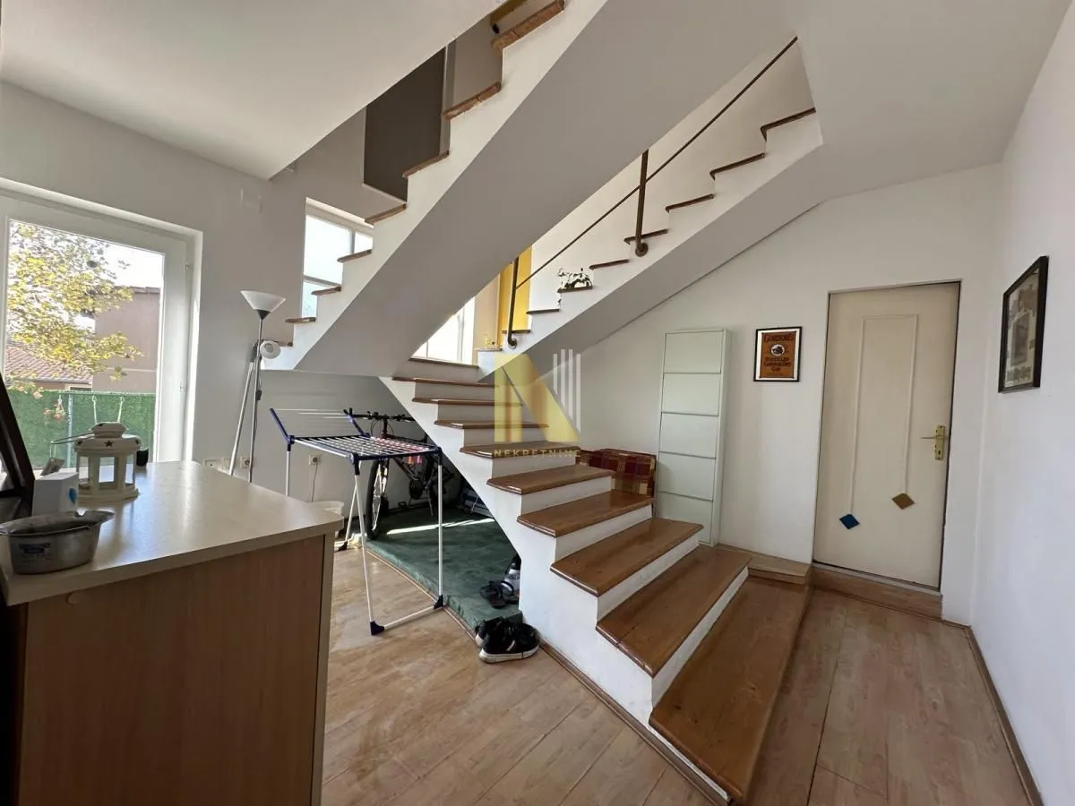 Prodaja, kuća, 298m², Klisa, Novi Sad Sve Podlokacije