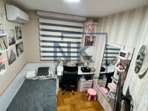 Prodaja, trosoban stan, 87m², Stari Aerodrom, Podgorica - image 9