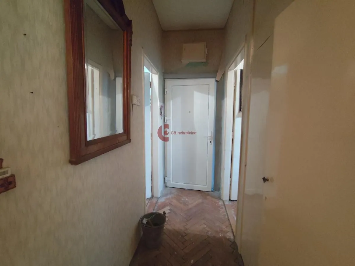 Sale, two bedroom apartment, 50m², Novi Grad, Subotica