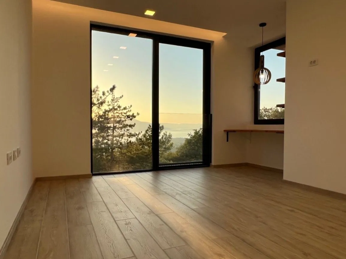 Sale, house, 480m², Kavač, Kotor