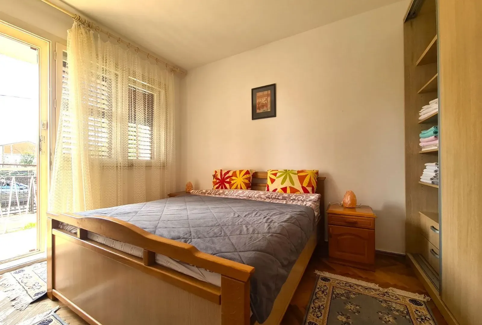 Izdavanje, dvosoban stan, 60m², Tološi, Podgorica