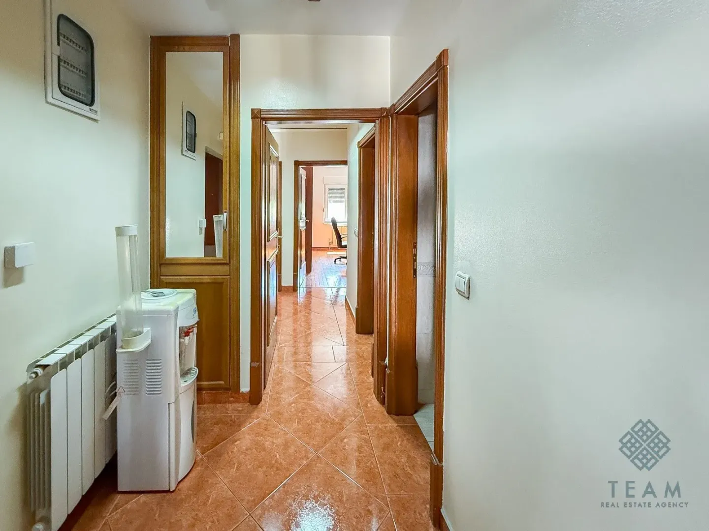 Rent, office space, 150m², Stara Varoš, Podgorica