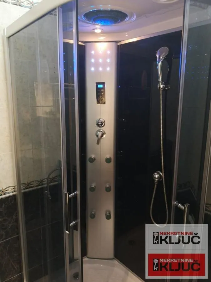 Prodaja, stan, 90m², Bulevar Evrope, Novi Sad Sve Podlokacije