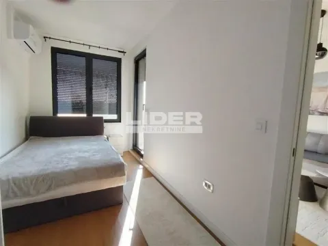 Izdavanje, dvosoban stan, 42m², Novi Beograd Sve Podlokacije, Beograd - image 3