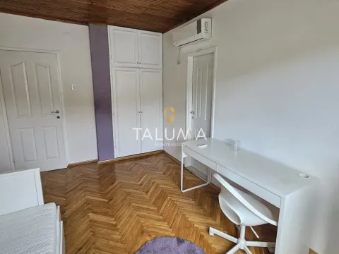 Izdavanje, kuća, 250m², Zagorič, Podgorica - image 11