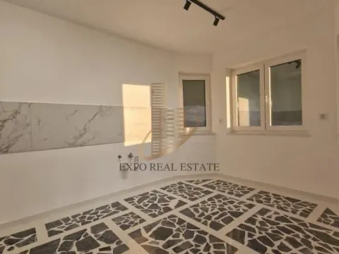 Prodaja, kuća, 550m², Sremska Kamenica, Petrovaradin - image 14