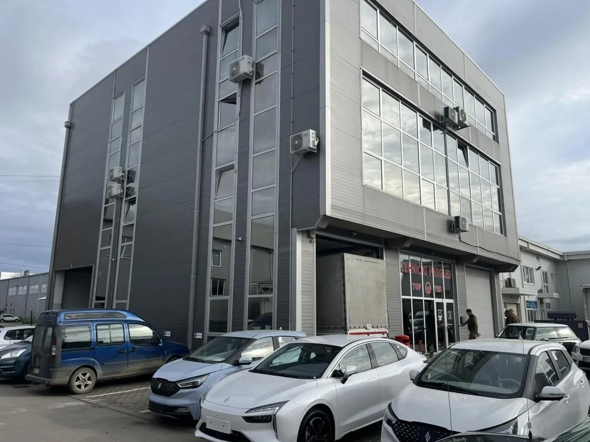 Rent, office space, 150m², Novo naselje, Novi Sad