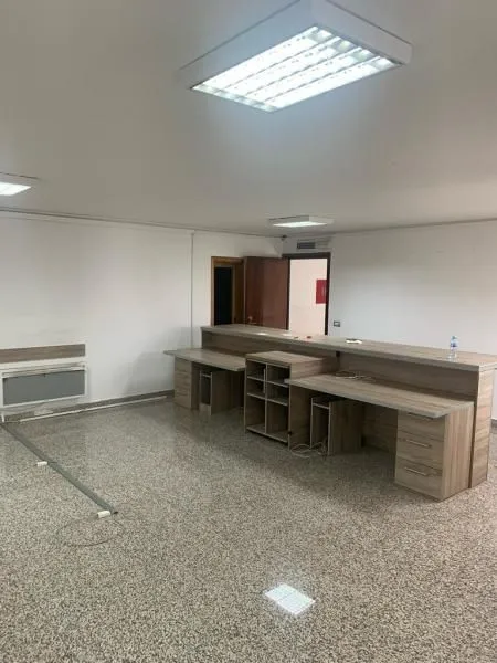 Izdavanje, poslovni prostor, 63m², Bar, Crna Gora