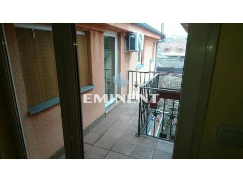Rent, two bedroom apartment, 75m², Zemun Centar, Zemun Sve Podlokacije - image 7