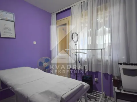 Prodaja, trosoban stan, 120m², Pobrežje, Podgorica - image 9