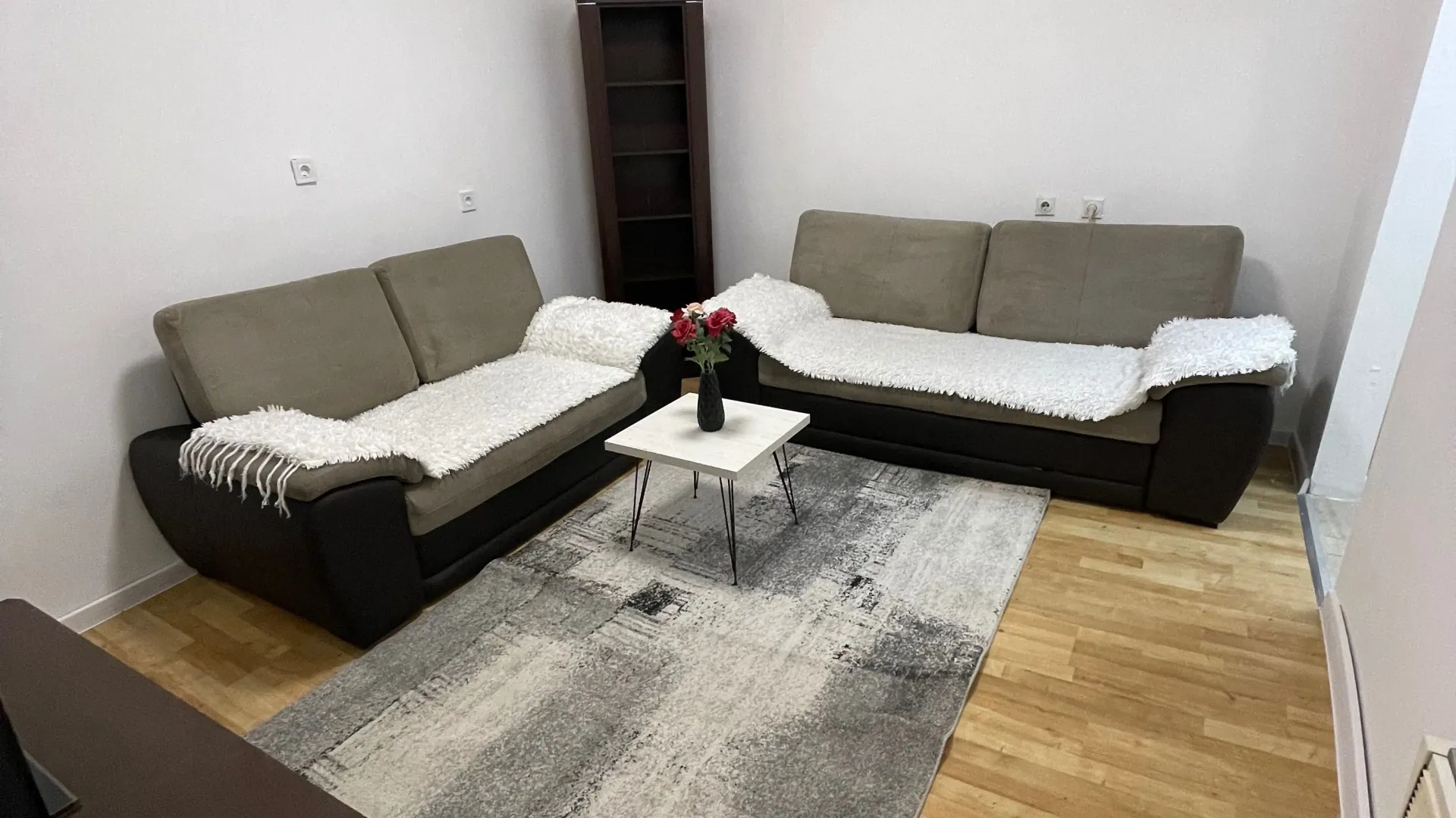 Izdavanje, jednosoban stan, 50m², Momišići, Podgorica