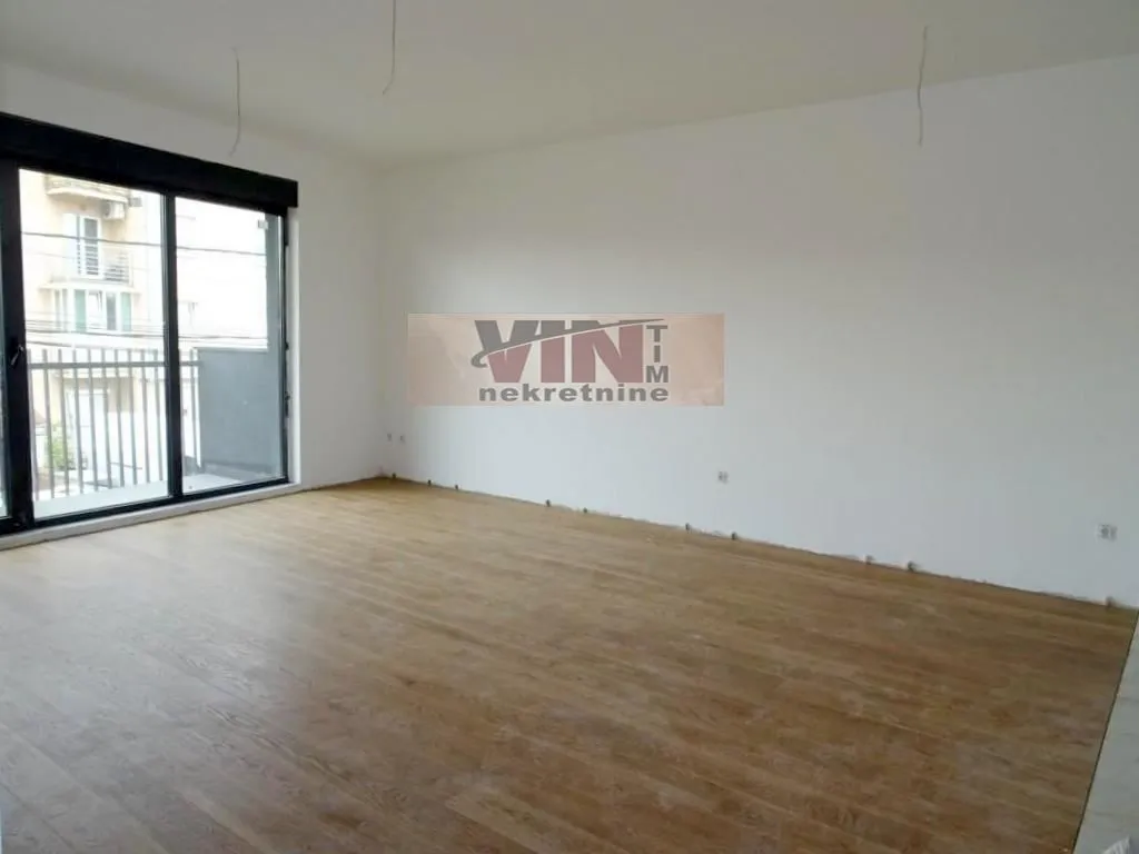 Prodaja, trosoban stan, 71m², Cvetkova Pijaca, Zvezdara Sve Podlokacije