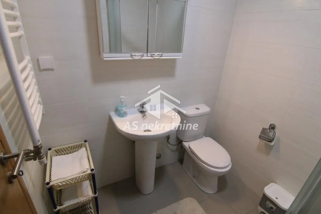 Izdavanje, dvosoban stan, 50m², Trošarina, Voždovac Sve Podlokacije