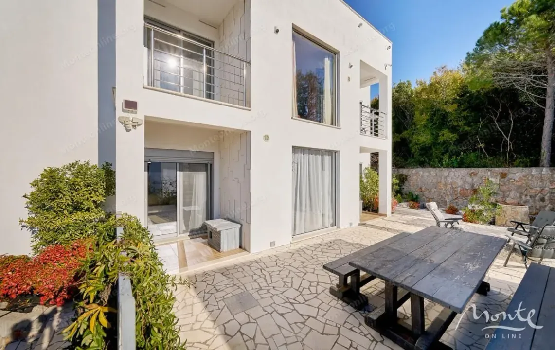 Sale, house, 200m², Budva, Crna Gora