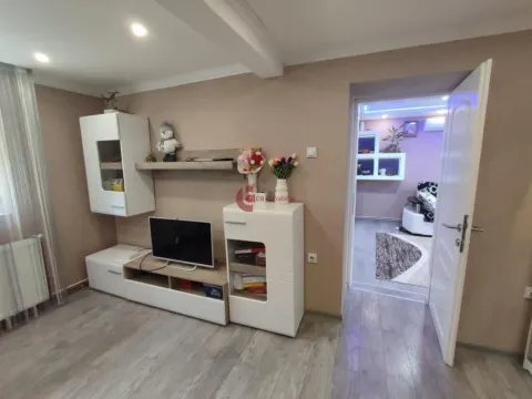 Prodaja, kuća, 313m², Peščara, Subotica - image 12