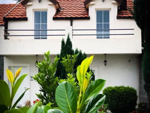 Izdavanje, kuća, 80m², Centar, Cetinje