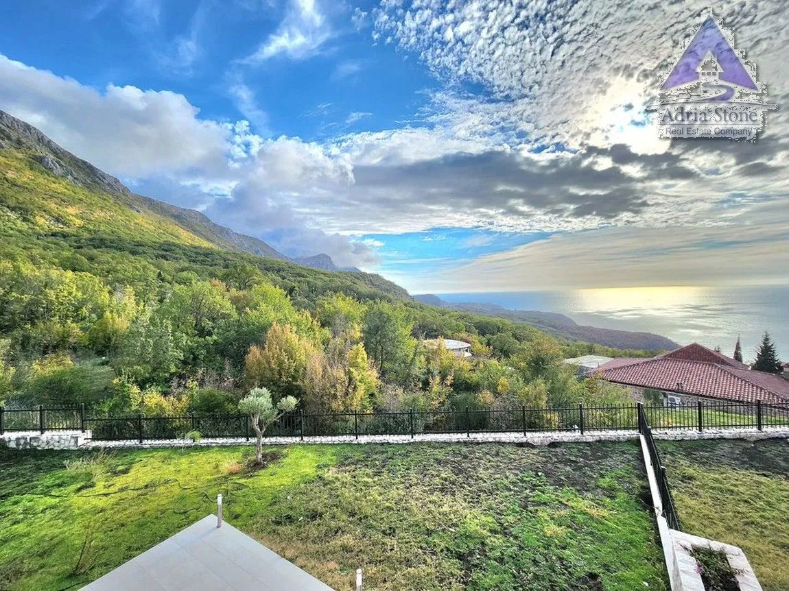 Sale, house, 201m², Kuljače, Budva
