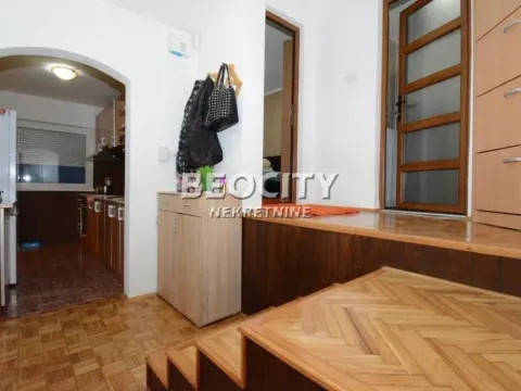 Sale, house, 380m², Meljak, Barajevo - image 5