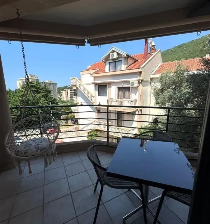 Prodaja, jednosoban stan, 61m², Petrovac, Budva