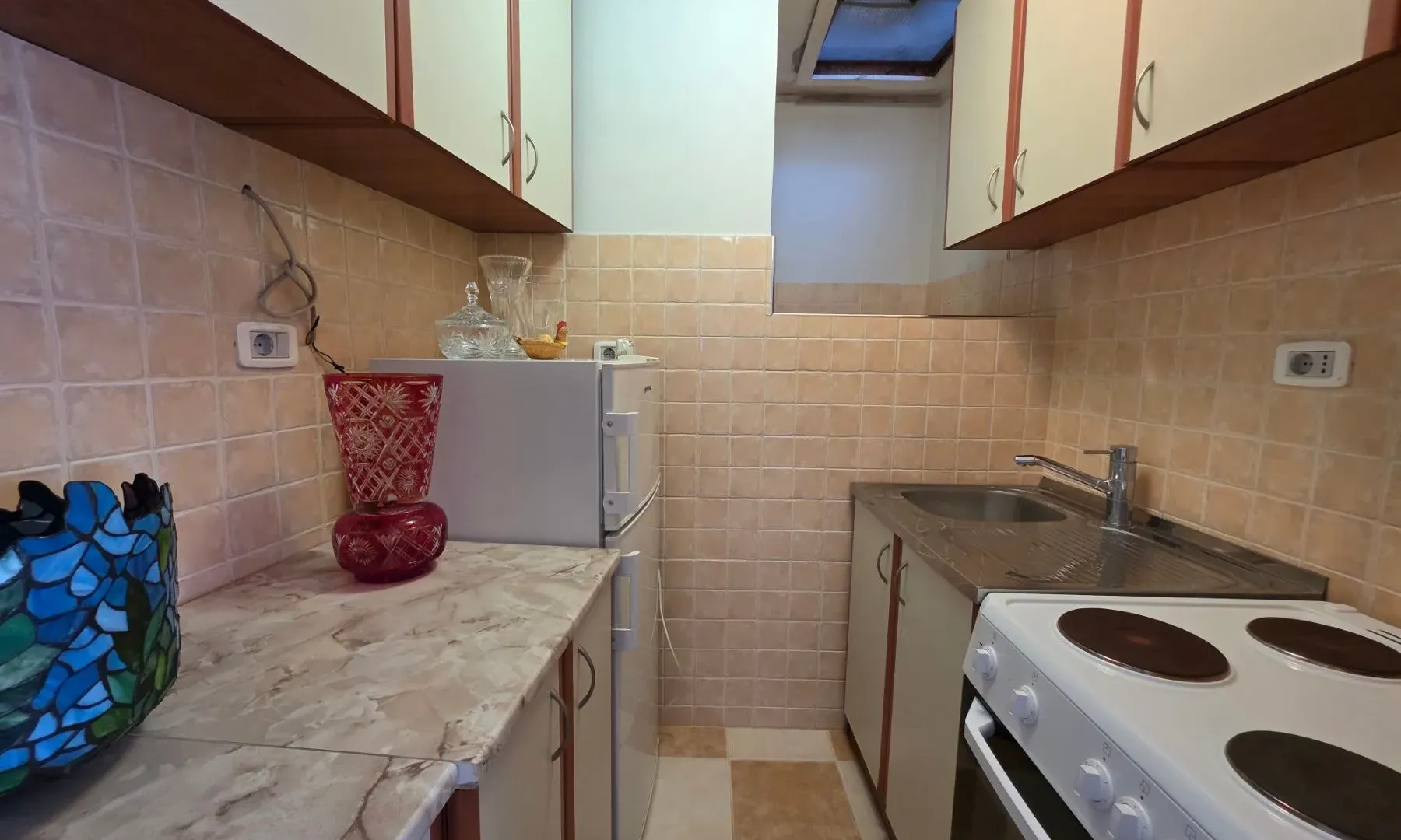Rent, three bedroom apartment, 120m², Stari Grad, Budva