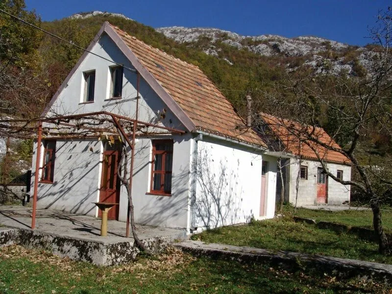 Sale, house, 123m², Cetinje, Crna Gora